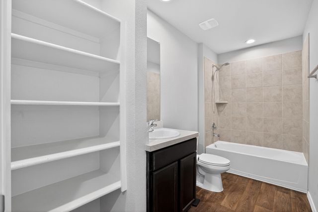 14805 Prickly Pear Cove, Magnolia, TX 77354