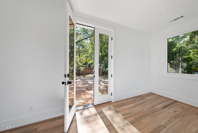 1009 Parker Street, Raleigh, NC 27607