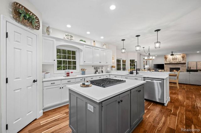10568 Garr Road, Berrien Springs, MI 49103