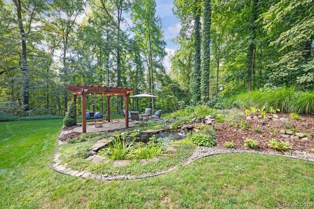 10568 Garr Road, Berrien Springs, MI 49103