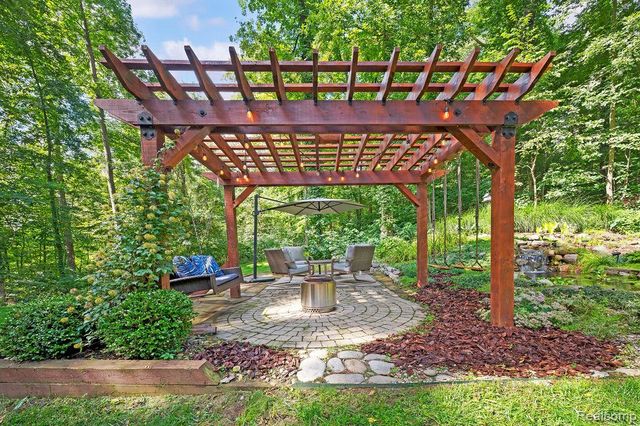 10568 Garr Road, Berrien Springs, MI 49103