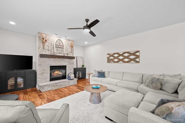 10568 Garr Road, Berrien Springs, MI 49103