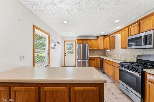 2531 Chestnut Street, Girard, OH 44420