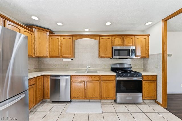2531 Chestnut Street, Girard, OH 44420