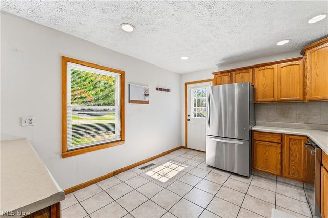 2531 Chestnut Street, Girard, OH 44420