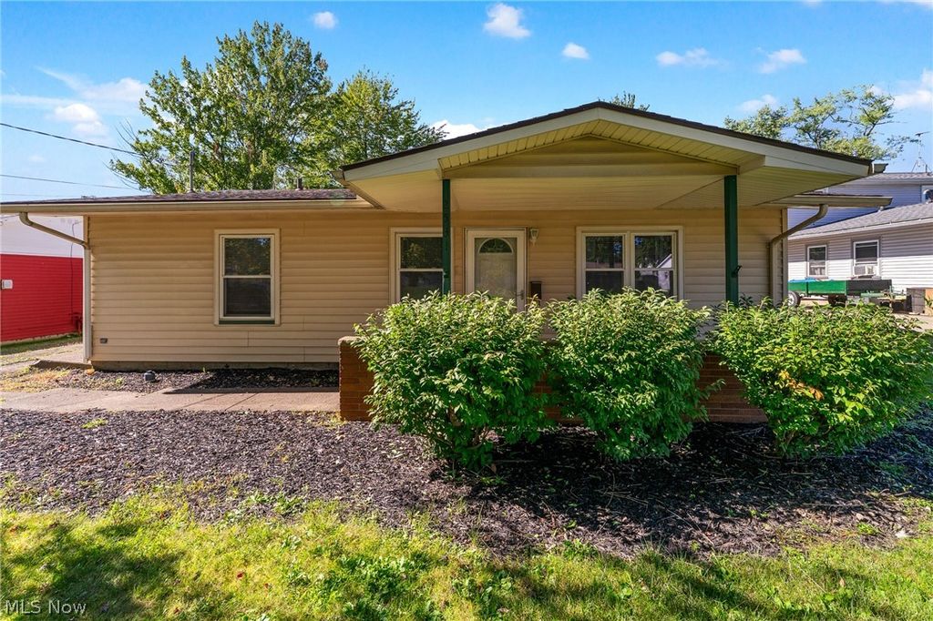 2531 Chestnut Street, Girard, OH 44420