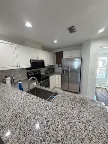 3706 54TH DRIVE W 203, Bradenton, FL 34210