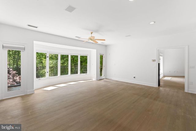 10823 LOCKLAND, Potomac, MD 20854