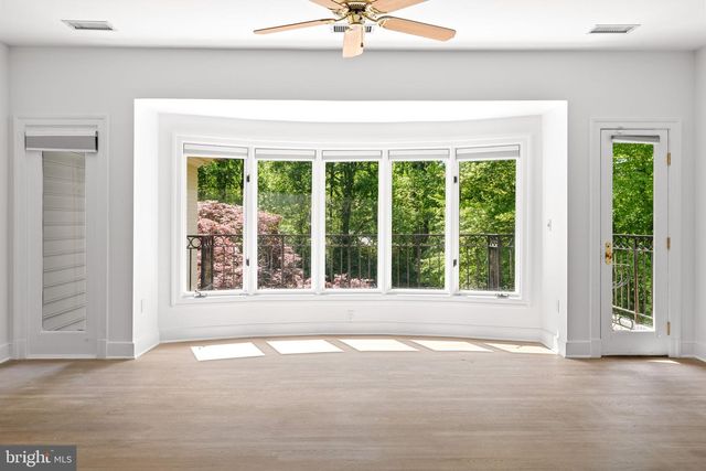 10823 LOCKLAND, Potomac, MD 20854