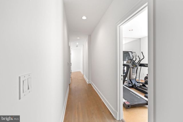 10823 LOCKLAND, Potomac, MD 20854