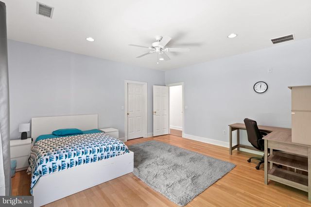 10823 LOCKLAND, Potomac, MD 20854