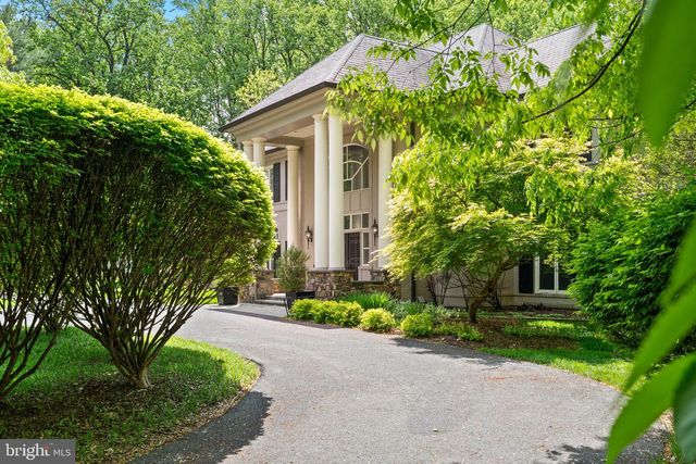 10823 LOCKLAND, Potomac, MD 20854