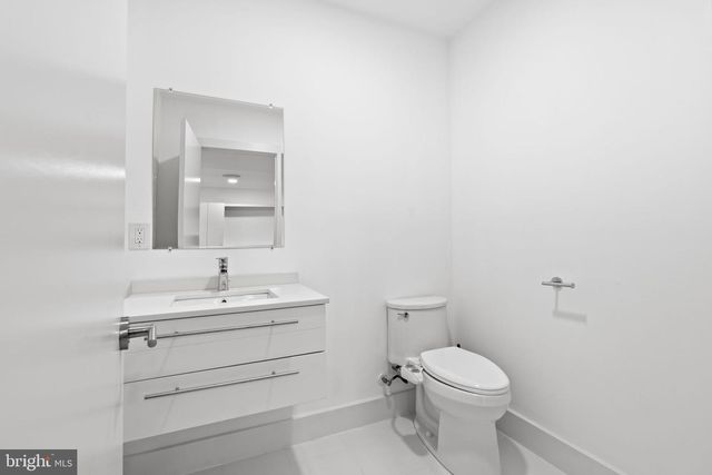 10823 LOCKLAND, Potomac, MD 20854