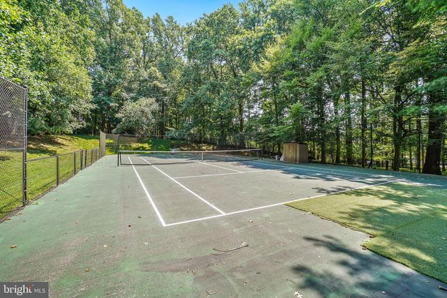 10823 LOCKLAND, Potomac, MD 20854