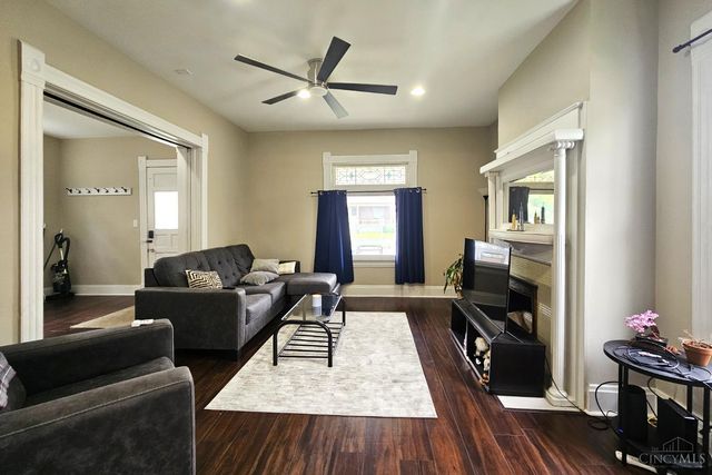 2002 Clarion Avenue, Cincinnati, OH 45207