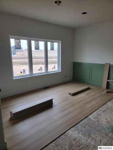 11104 S 218th Street, Gretna, NE 68028