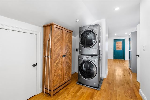 1-3 Howard Pl B, Boston, MA 02125