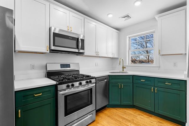 1-3 Howard Pl B, Boston, MA 02125