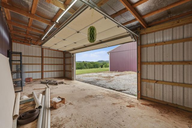 1050 Franks Ferry Rd, Sparta, TN 38583