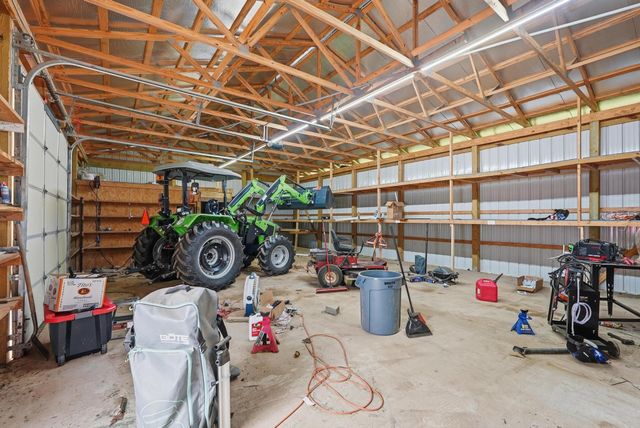 1050 Franks Ferry Rd, Sparta, TN 38583