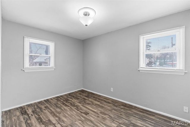 8433 1st Street, Berkeley, MO 63134