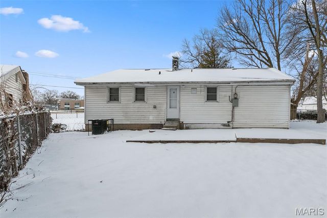 8433 1st Street, Berkeley, MO 63134