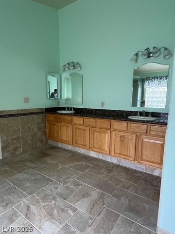 7789 Brook Valley Drive, Las Vegas, NV 89123