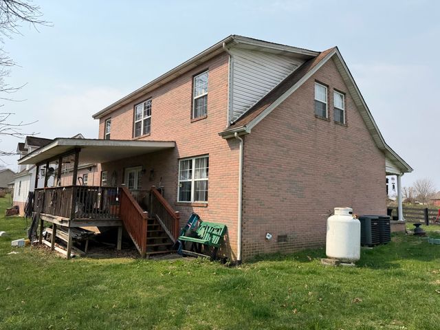 166 Ridgeline Drive, London, KY 40741