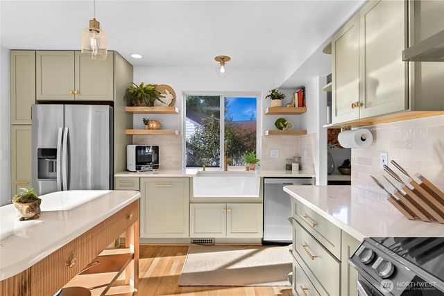 3618 Westhills Place, Bellingham, WA 98226