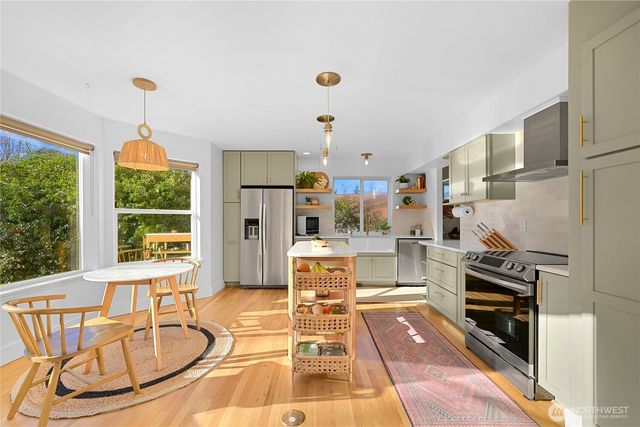 3618 Westhills Place, Bellingham, WA 98226