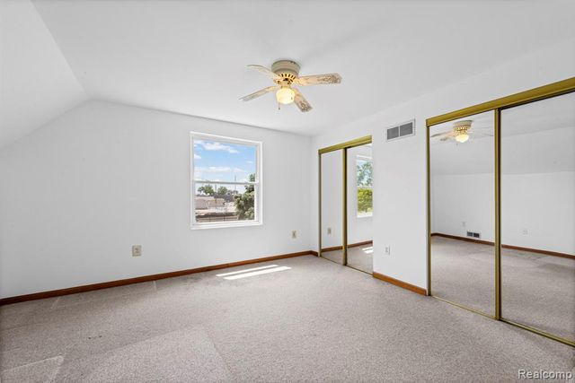 941 Pine Street, Wyandotte, MI 48192
