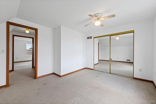 941 Pine Street, Wyandotte, MI 48192
