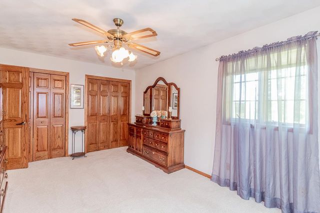 N3212 BEAN CITY ROAD, New London, WI 54961