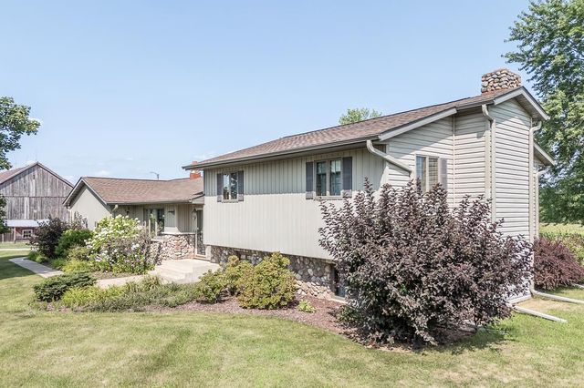 N3212 BEAN CITY ROAD, New London, WI 54961