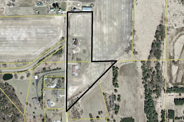 N3212 BEAN CITY ROAD, New London, WI 54961