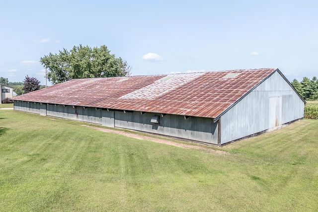 N3212 BEAN CITY ROAD, New London, WI 54961