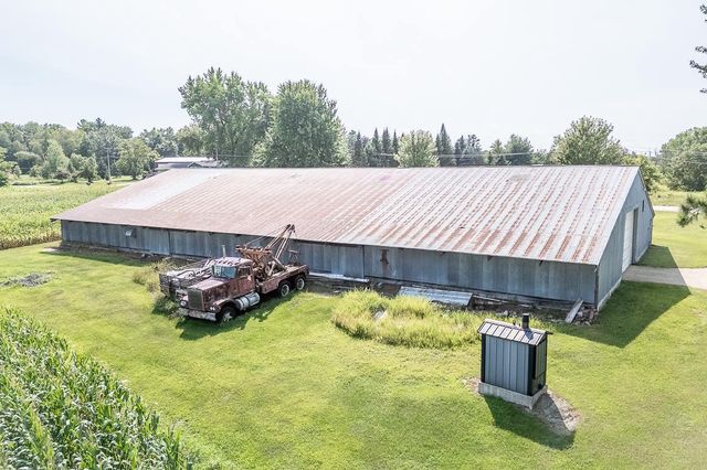 N3212 BEAN CITY ROAD, New London, WI 54961