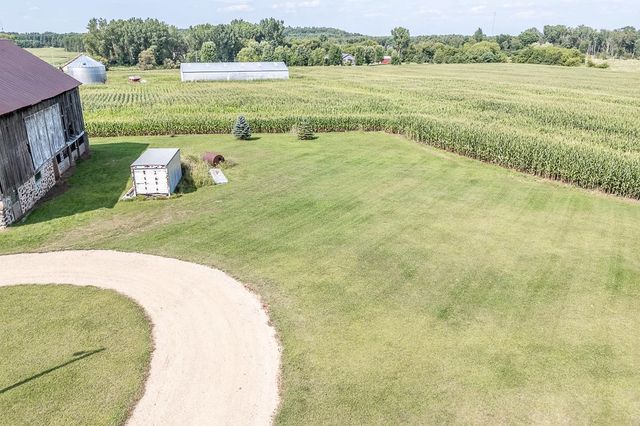 N3212 BEAN CITY ROAD, New London, WI 54961