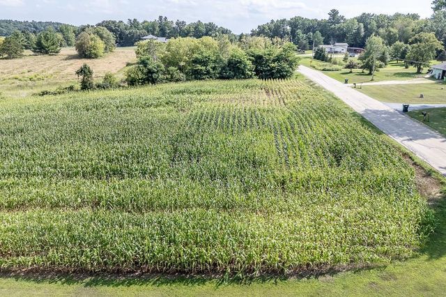 N3212 BEAN CITY ROAD, New London, WI 54961