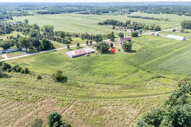 N3212 BEAN CITY ROAD, New London, WI 54961