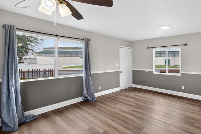 247 S College, Dinuba, CA 93618