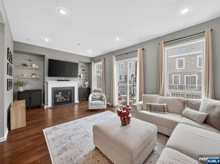 25 Roosevelt Drive, Wood Ridge, NJ 07075