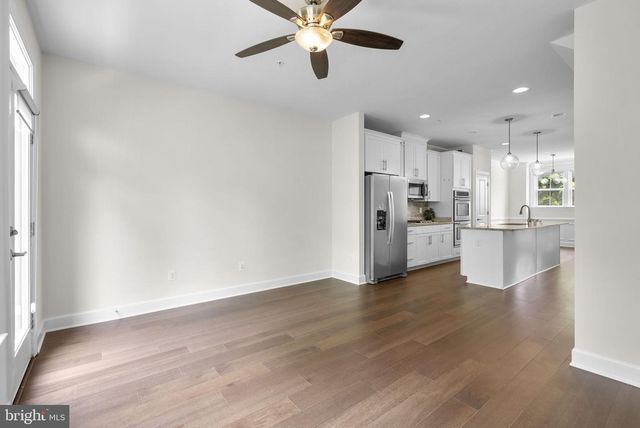 4602 WOODBERRY ST, Riverdale, MD 20737