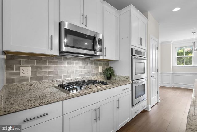 4602 WOODBERRY ST, Riverdale, MD 20737
