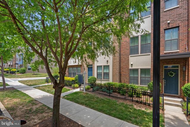 4602 WOODBERRY ST, Riverdale, MD 20737