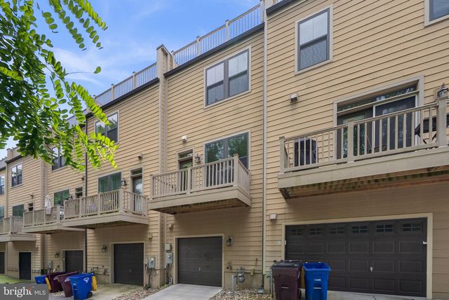 4602 WOODBERRY ST, Riverdale, MD 20737