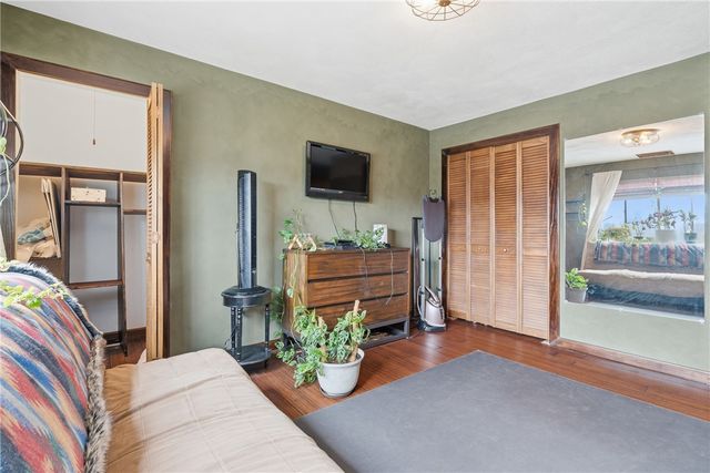 196 Old River Road 8F, Lincoln, RI 02865