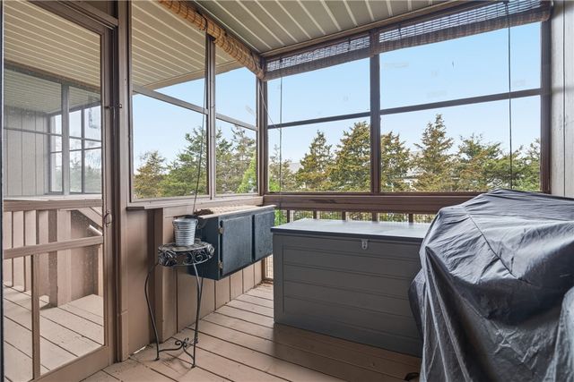 196 Old River Road 8F, Lincoln, RI 02865