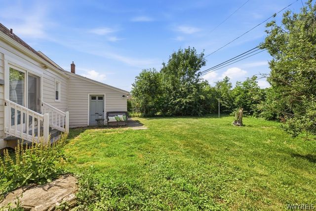 24 Meaford Road, Cheektowaga, NY 14215