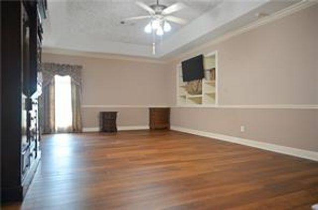 8040 HWY 28 EAST Highway, Pineville, LA 71360